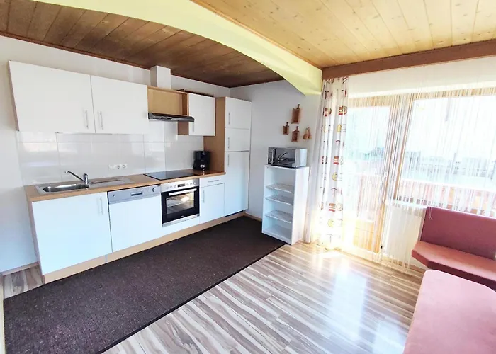 In Near Paradise * Hippach